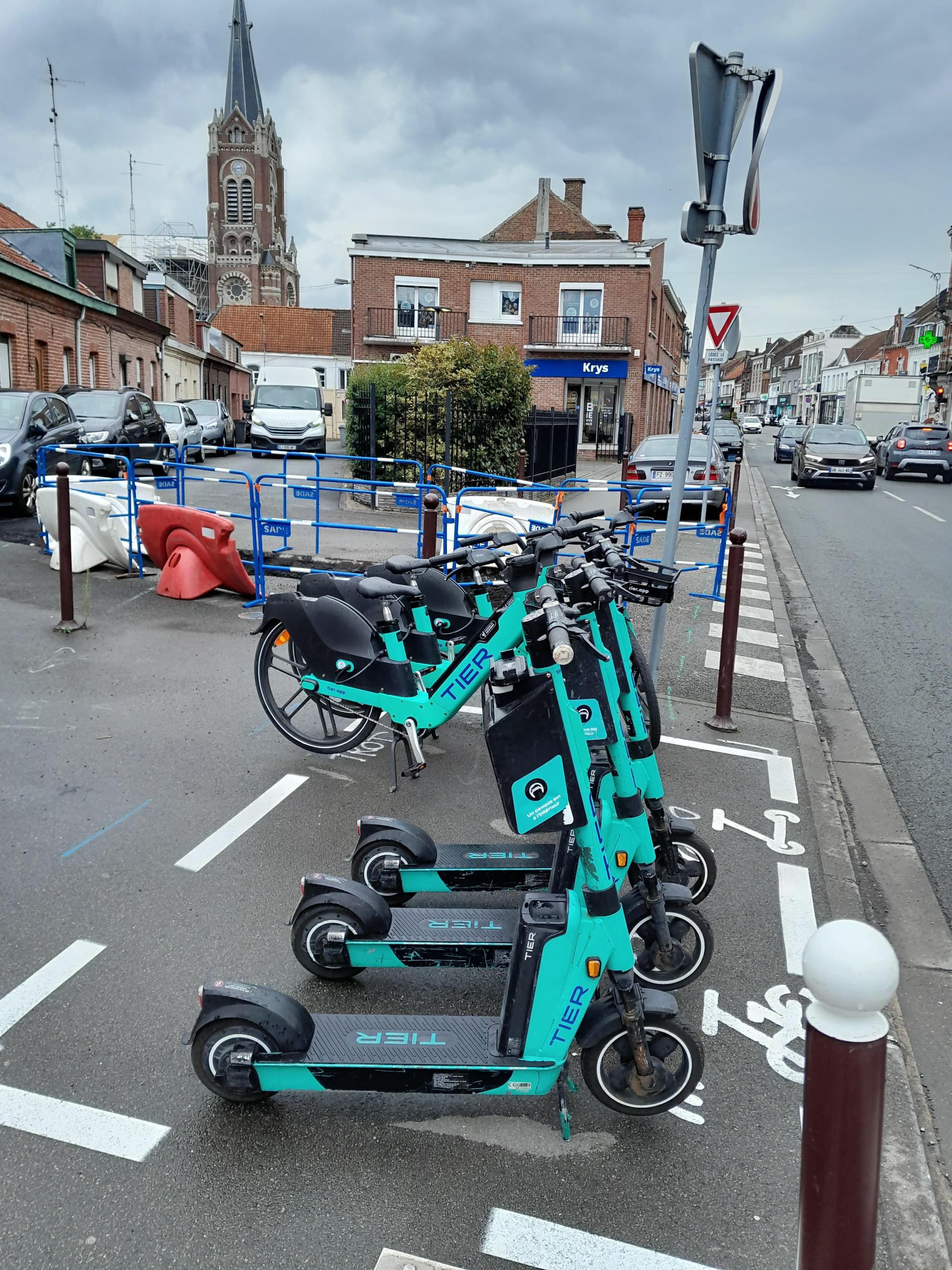 Trottinettes et vélos électriques en libre-service à Wattrelos