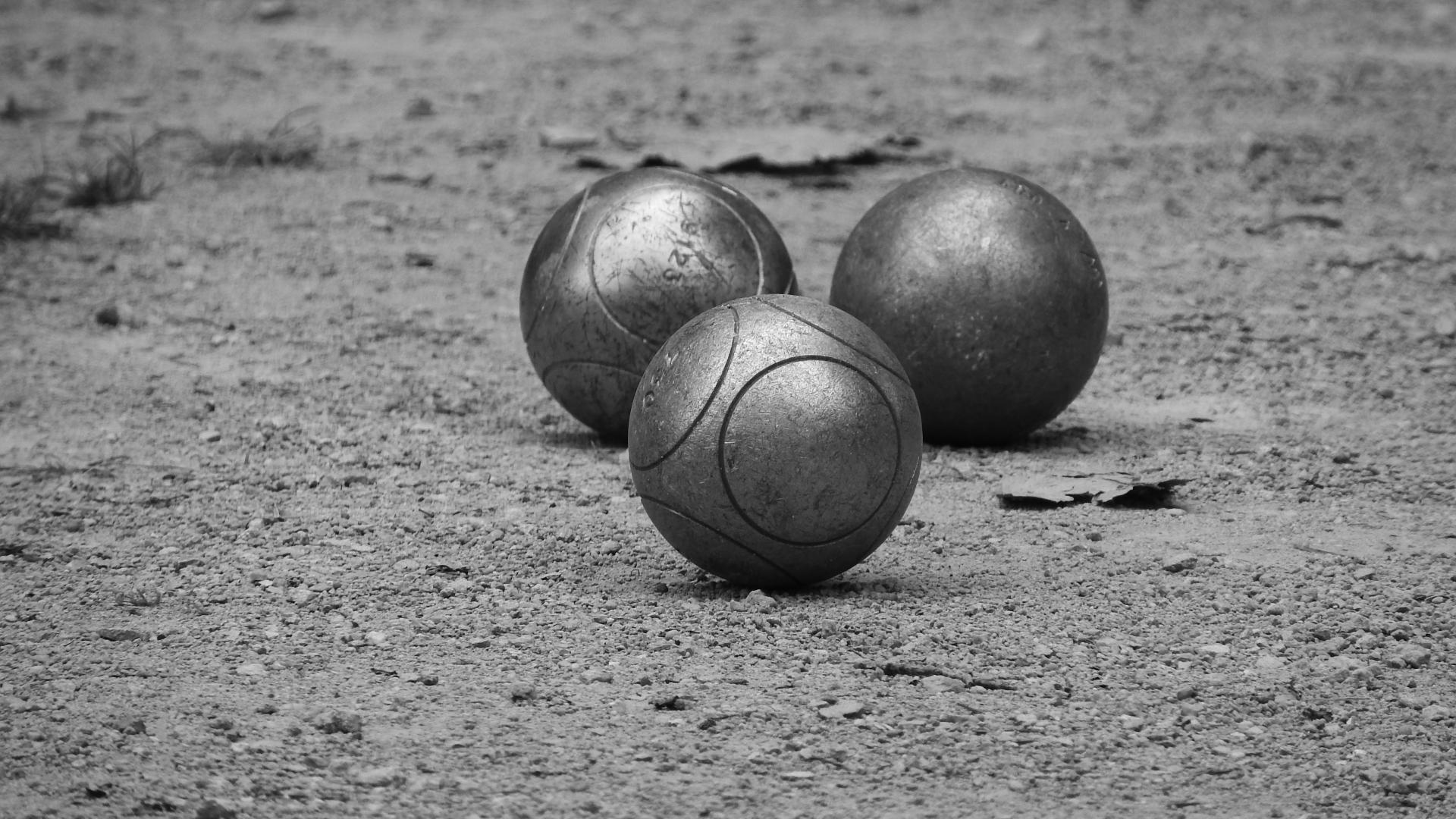 Pétanque au musée